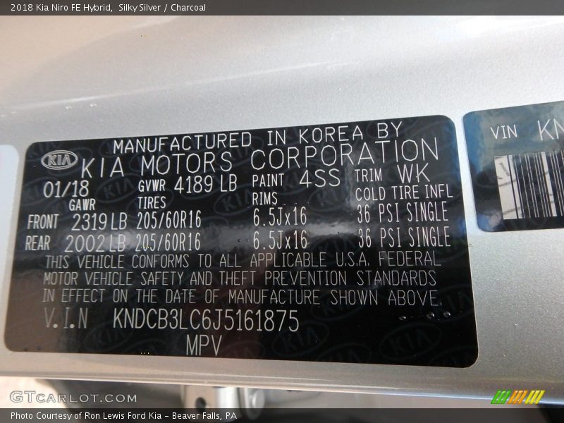 Silky Silver / Charcoal 2018 Kia Niro FE Hybrid