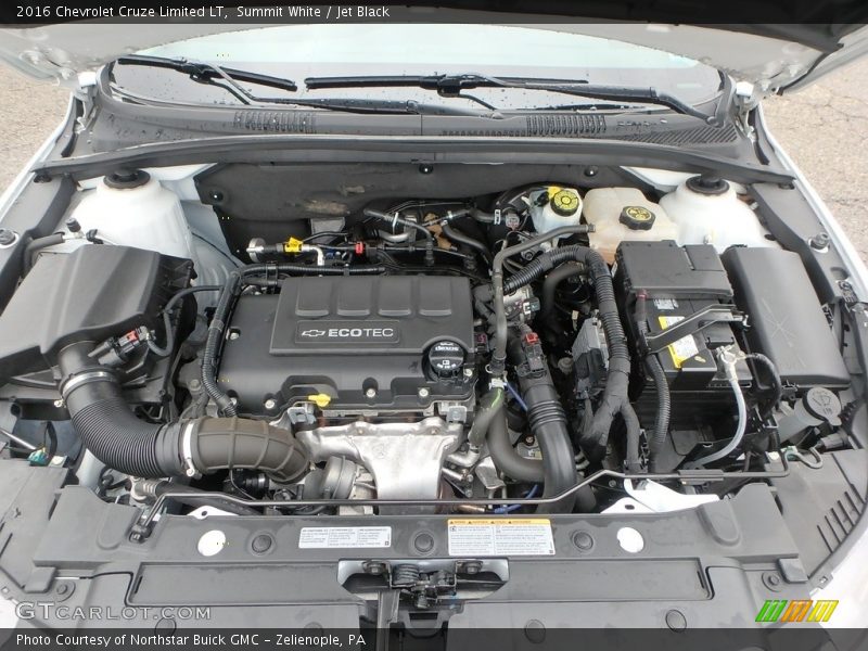 Summit White / Jet Black 2016 Chevrolet Cruze Limited LT