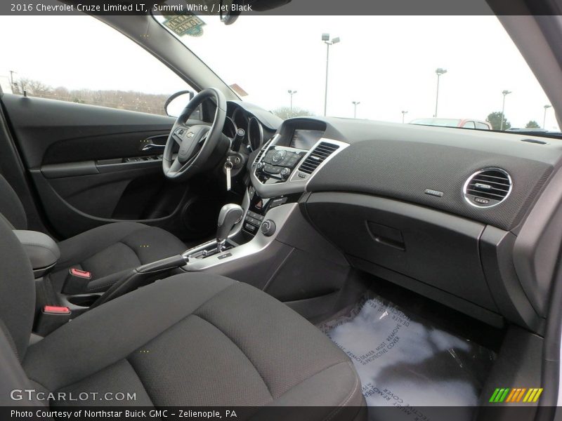 Summit White / Jet Black 2016 Chevrolet Cruze Limited LT
