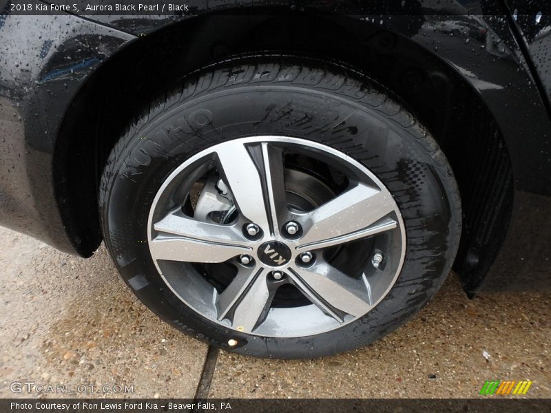 Aurora Black Pearl / Black 2018 Kia Forte S