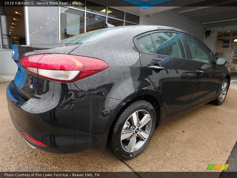 Aurora Black Pearl / Black 2018 Kia Forte S