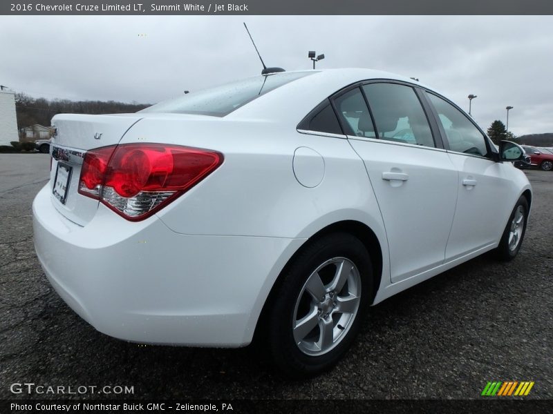 Summit White / Jet Black 2016 Chevrolet Cruze Limited LT