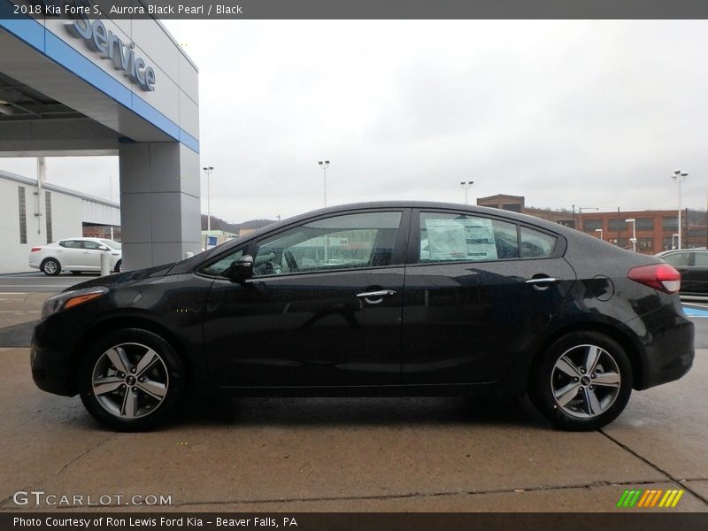 Aurora Black Pearl / Black 2018 Kia Forte S