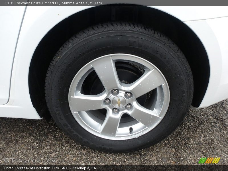 Summit White / Jet Black 2016 Chevrolet Cruze Limited LT