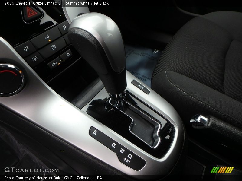 Summit White / Jet Black 2016 Chevrolet Cruze Limited LT