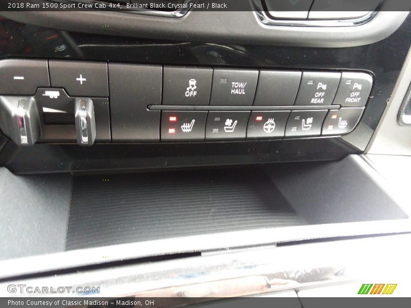 Brilliant Black Crystal Pearl / Black 2018 Ram 1500 Sport Crew Cab 4x4