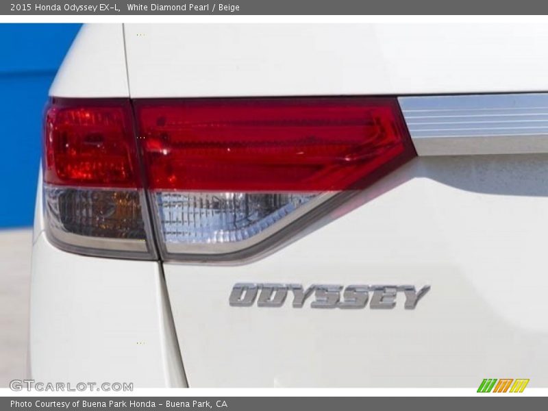 White Diamond Pearl / Beige 2015 Honda Odyssey EX-L
