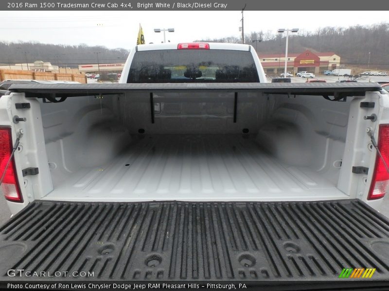 Bright White / Black/Diesel Gray 2016 Ram 1500 Tradesman Crew Cab 4x4