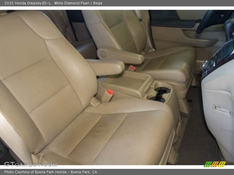 White Diamond Pearl / Beige 2015 Honda Odyssey EX-L