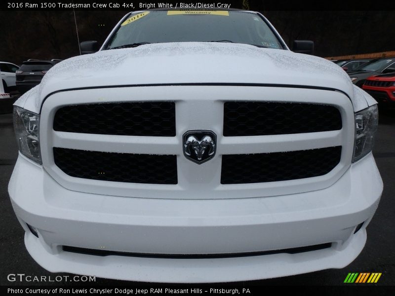 Bright White / Black/Diesel Gray 2016 Ram 1500 Tradesman Crew Cab 4x4