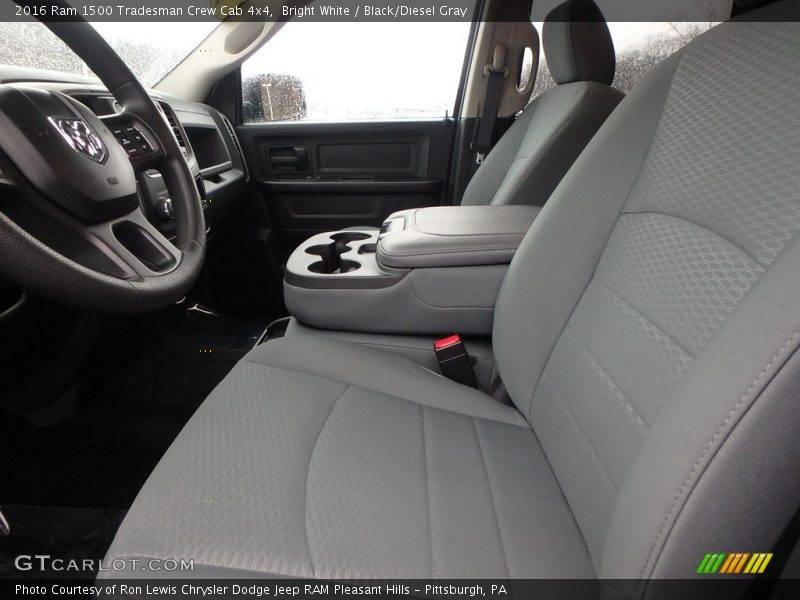 Bright White / Black/Diesel Gray 2016 Ram 1500 Tradesman Crew Cab 4x4
