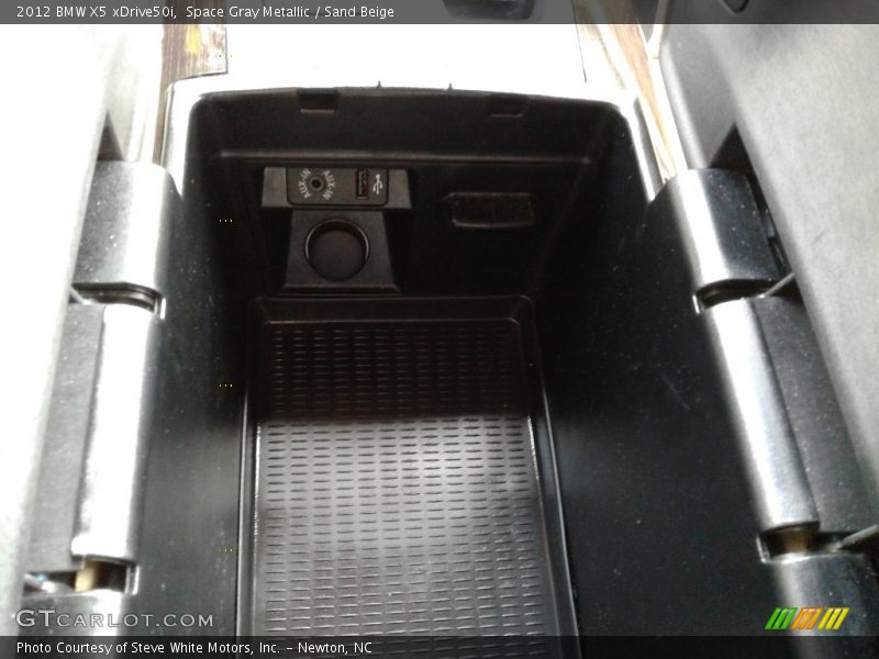 Space Gray Metallic / Sand Beige 2012 BMW X5 xDrive50i