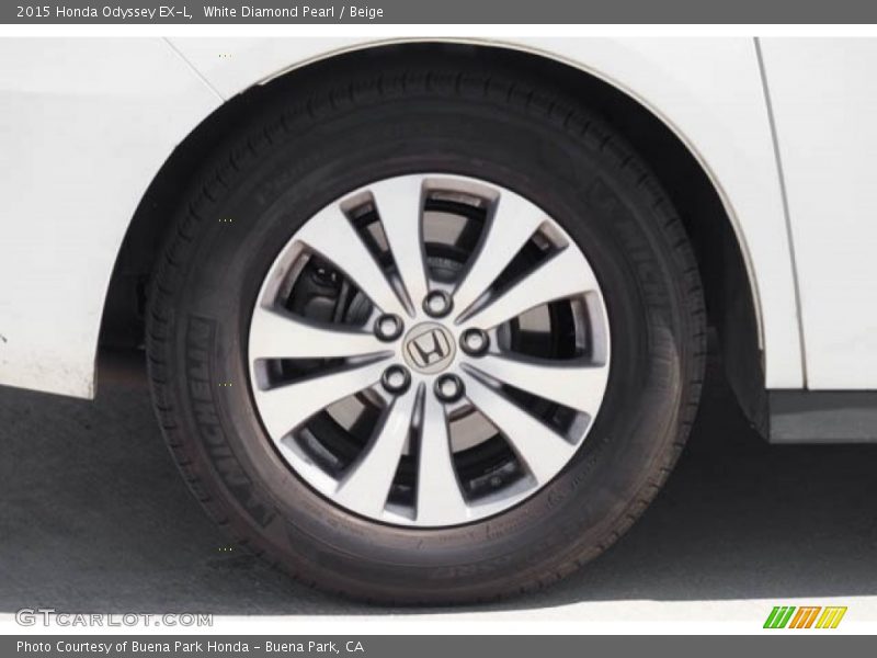 White Diamond Pearl / Beige 2015 Honda Odyssey EX-L