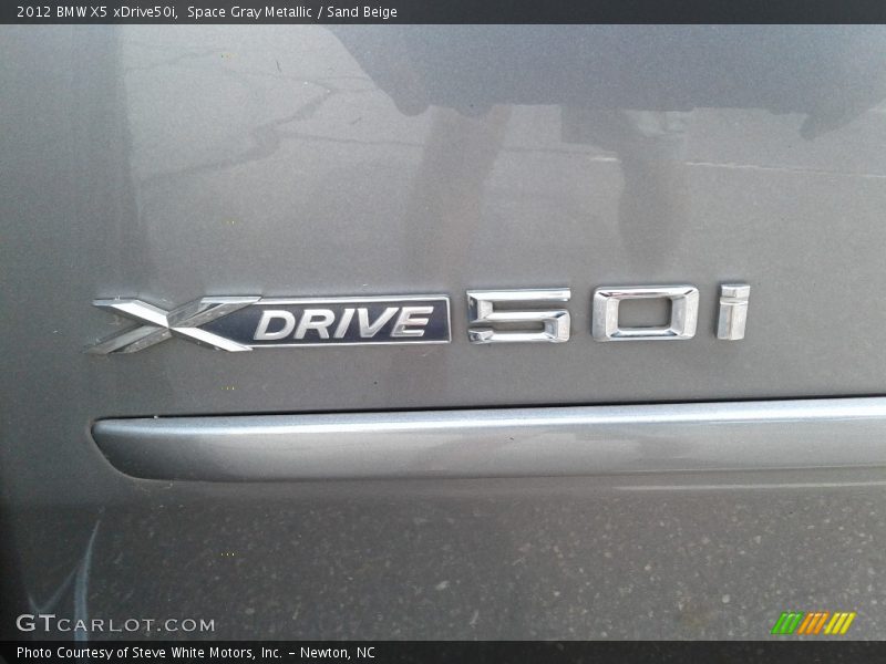 Space Gray Metallic / Sand Beige 2012 BMW X5 xDrive50i