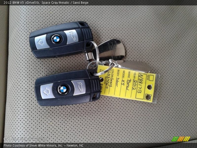 Space Gray Metallic / Sand Beige 2012 BMW X5 xDrive50i