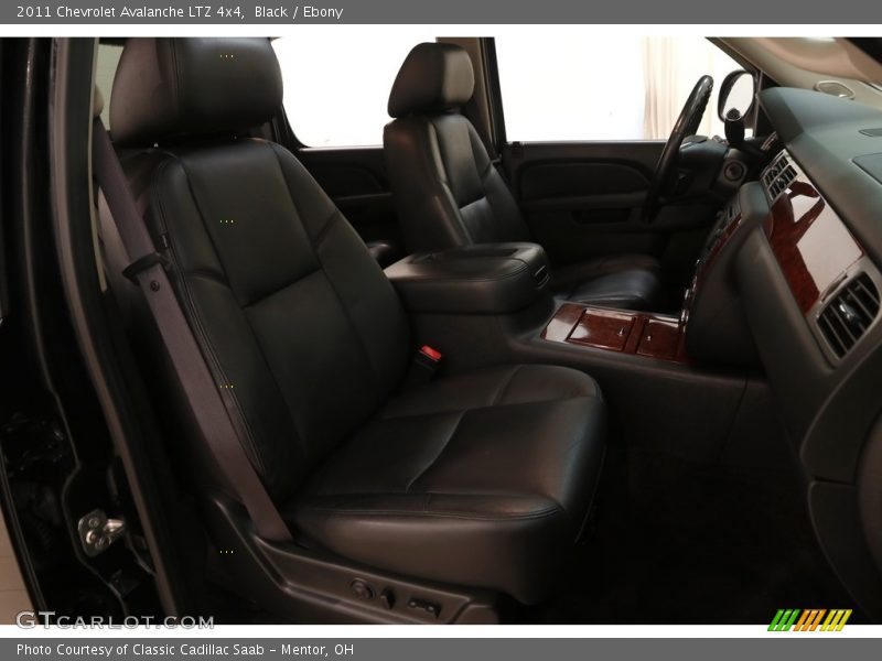 Black / Ebony 2011 Chevrolet Avalanche LTZ 4x4