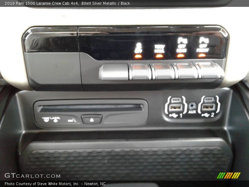 Controls of 2019 1500 Laramie Crew Cab 4x4