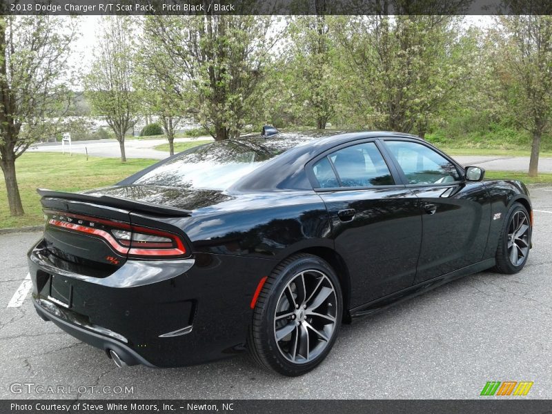 Pitch Black / Black 2018 Dodge Charger R/T Scat Pack