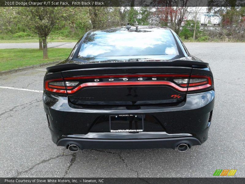 Pitch Black / Black 2018 Dodge Charger R/T Scat Pack