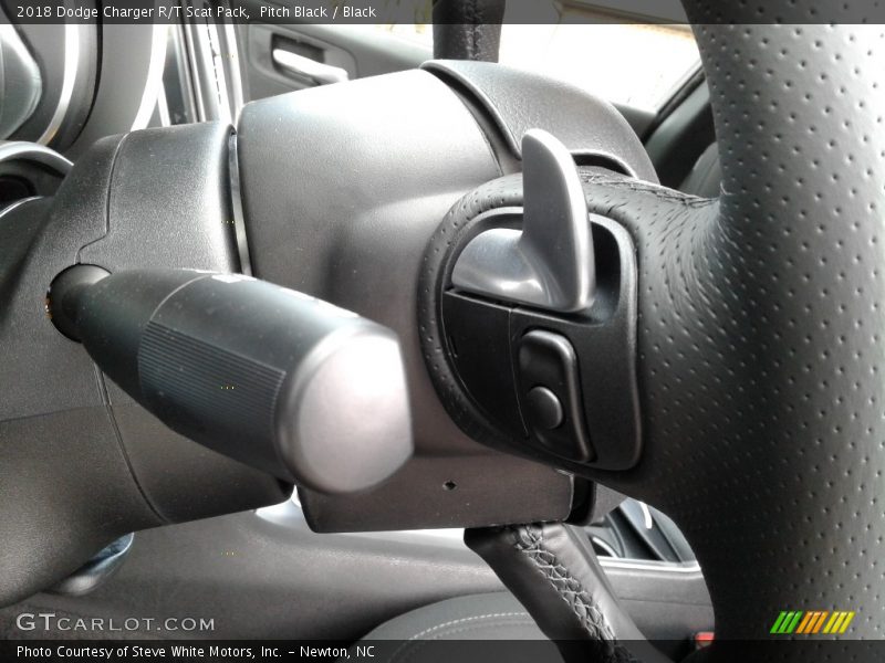 Pitch Black / Black 2018 Dodge Charger R/T Scat Pack