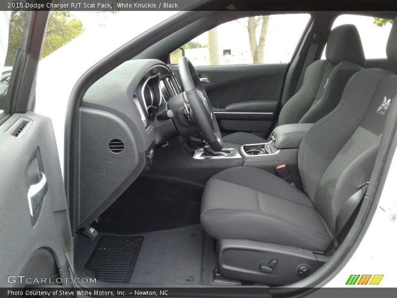 White Knuckle / Black 2018 Dodge Charger R/T Scat Pack