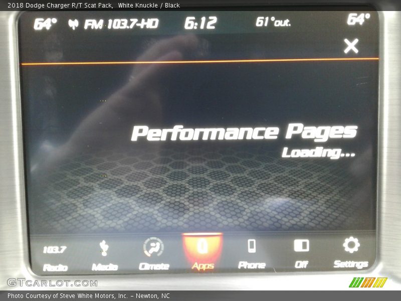 White Knuckle / Black 2018 Dodge Charger R/T Scat Pack