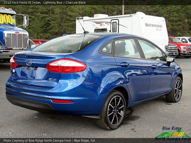 Lightning Blue / Charcoal Black 2018 Ford Fiesta SE Sedan