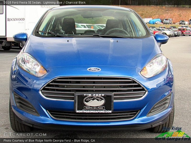 Lightning Blue / Charcoal Black 2018 Ford Fiesta SE Sedan