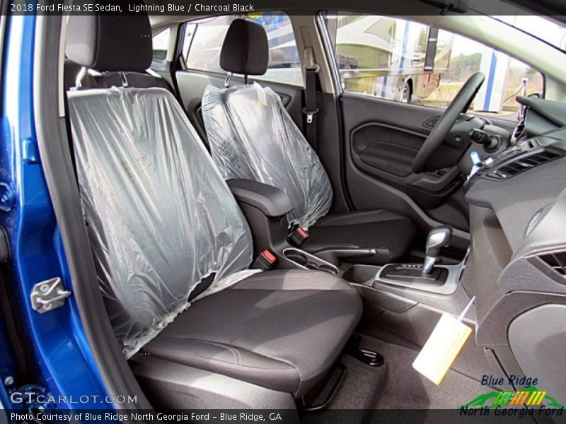 Lightning Blue / Charcoal Black 2018 Ford Fiesta SE Sedan