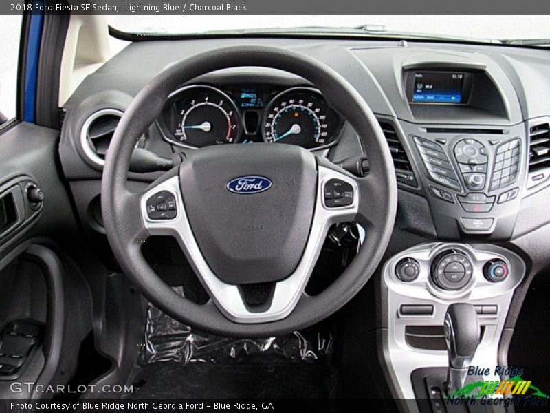 Lightning Blue / Charcoal Black 2018 Ford Fiesta SE Sedan