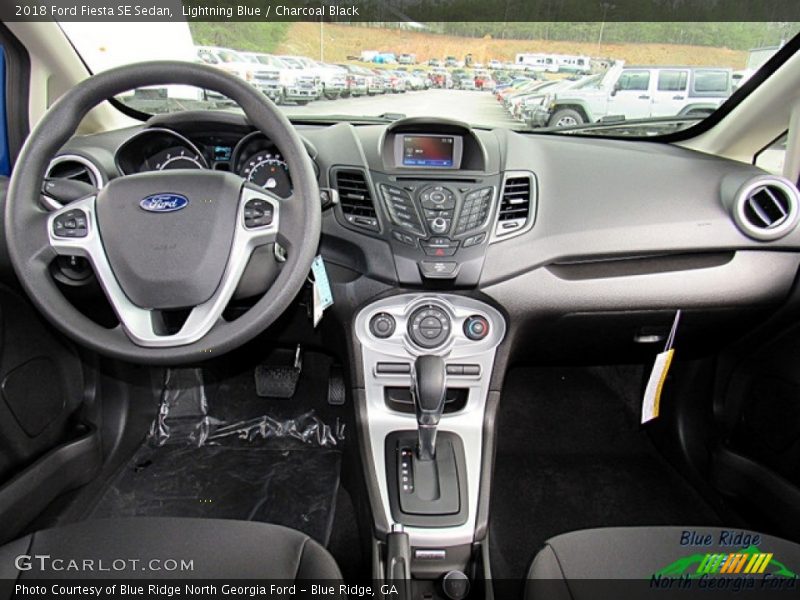 Lightning Blue / Charcoal Black 2018 Ford Fiesta SE Sedan