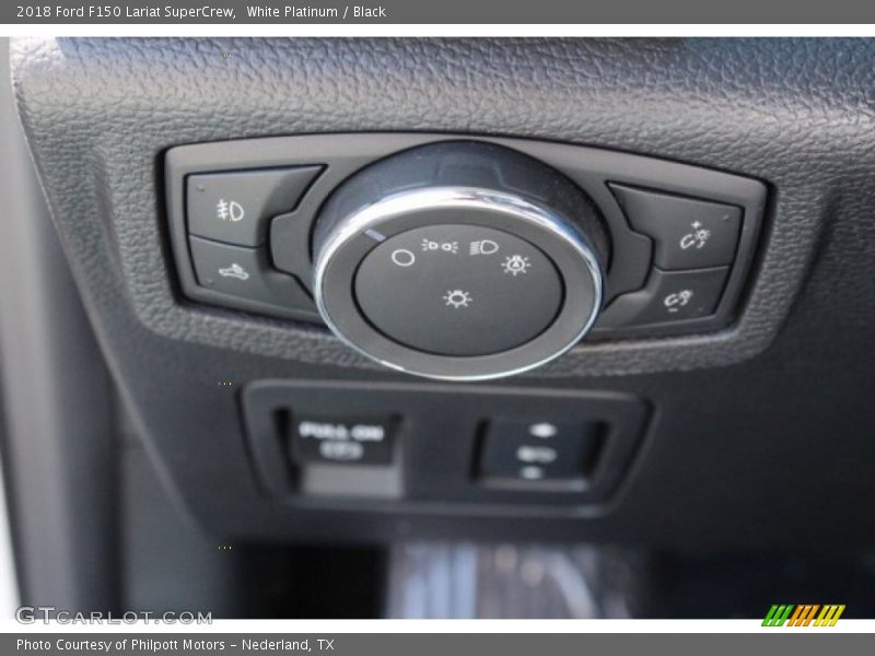 White Platinum / Black 2018 Ford F150 Lariat SuperCrew