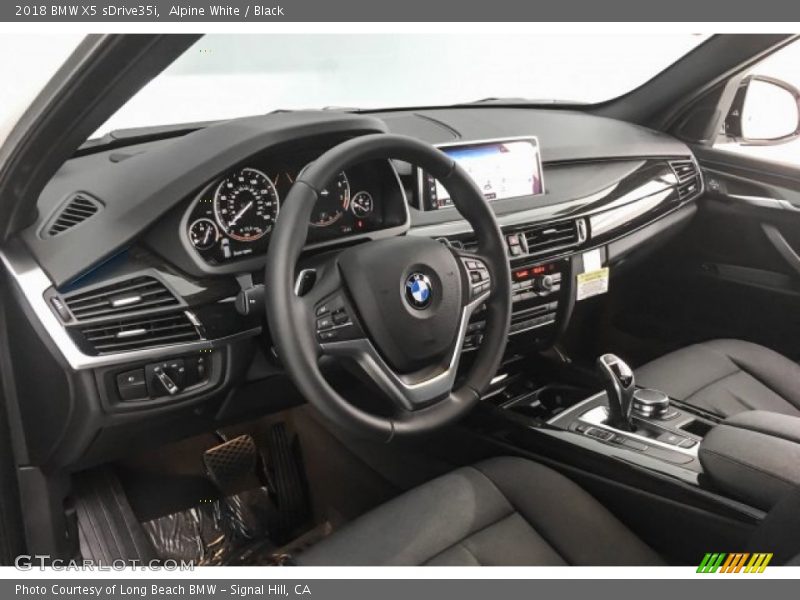 Alpine White / Black 2018 BMW X5 sDrive35i