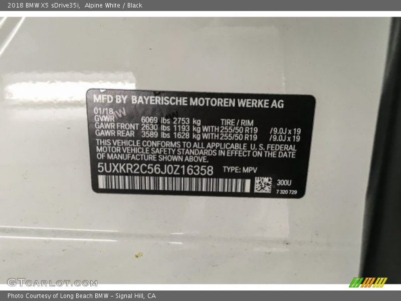 Alpine White / Black 2018 BMW X5 sDrive35i