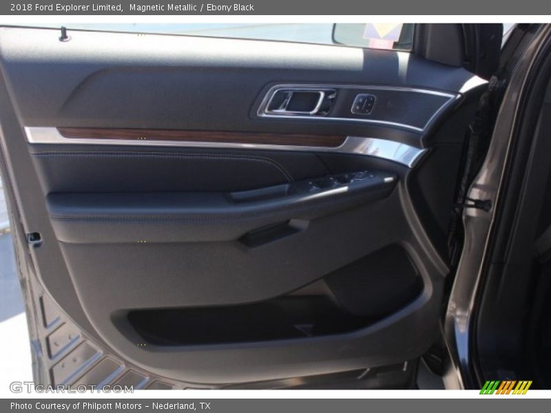 Magnetic Metallic / Ebony Black 2018 Ford Explorer Limited
