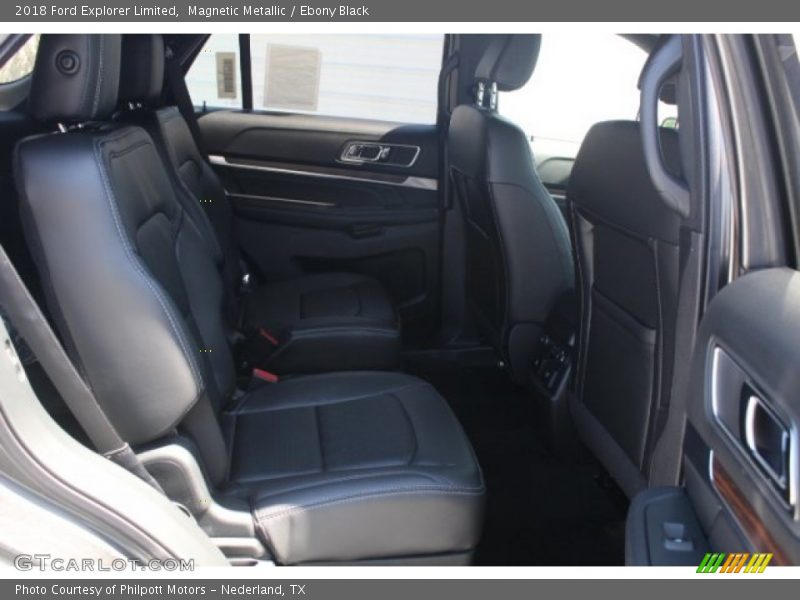 Magnetic Metallic / Ebony Black 2018 Ford Explorer Limited