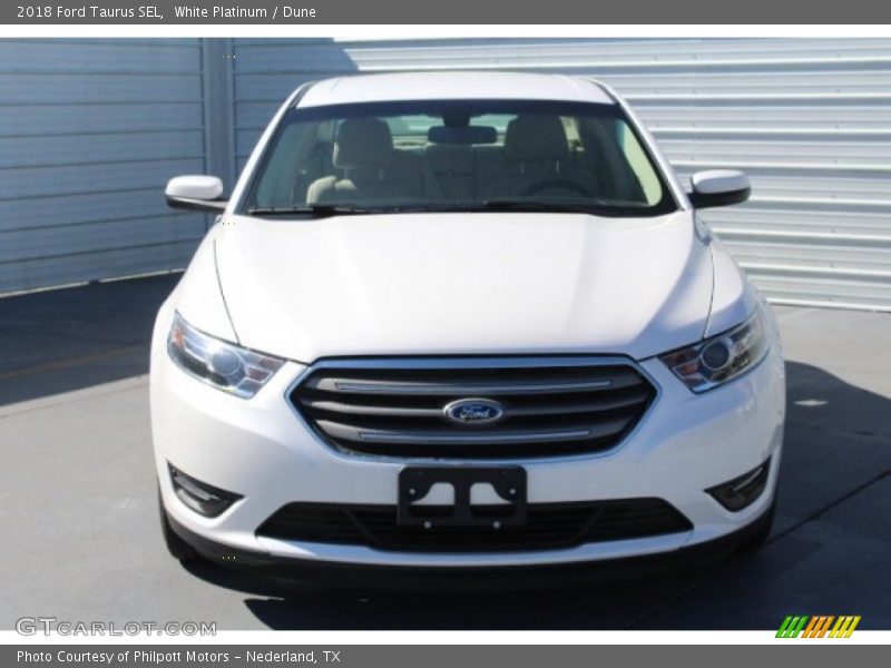 White Platinum / Dune 2018 Ford Taurus SEL