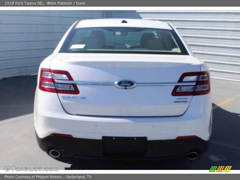 White Platinum / Dune 2018 Ford Taurus SEL