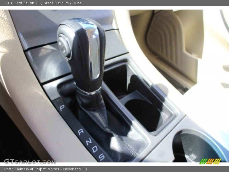 White Platinum / Dune 2018 Ford Taurus SEL