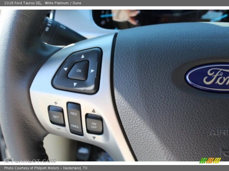 White Platinum / Dune 2018 Ford Taurus SEL