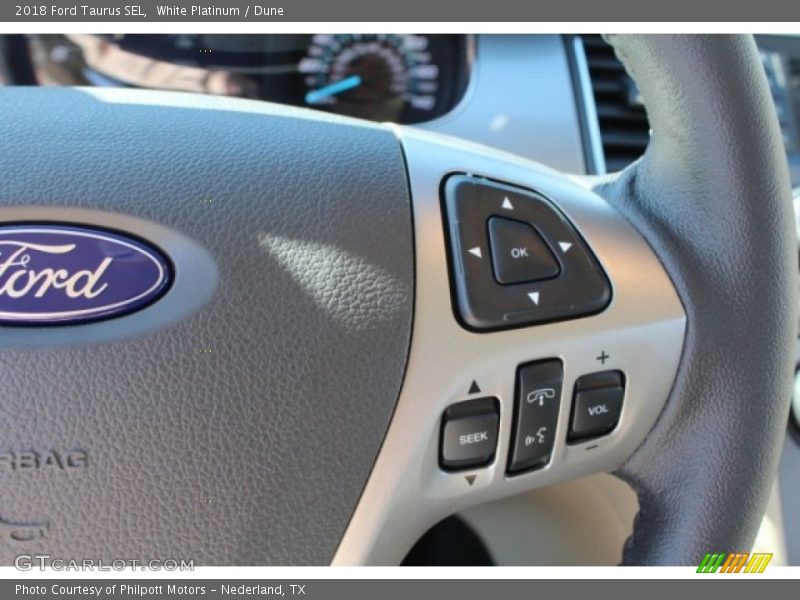 White Platinum / Dune 2018 Ford Taurus SEL