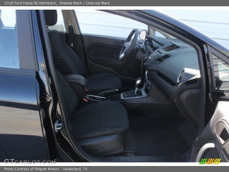 Shadow Black / Charcoal Black 2018 Ford Fiesta SE Hatchback