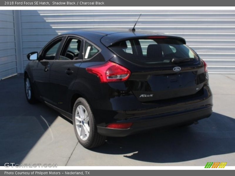 Shadow Black / Charcoal Black 2018 Ford Focus SE Hatch