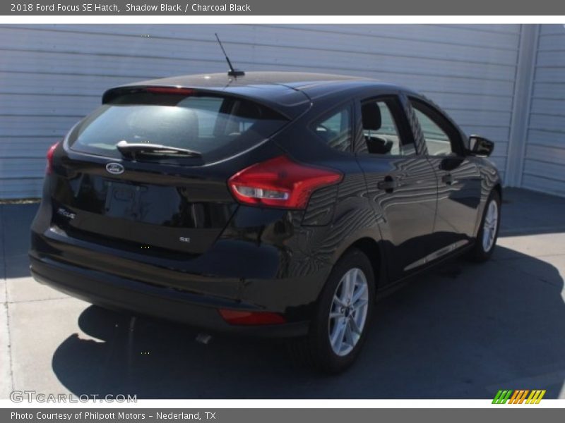 Shadow Black / Charcoal Black 2018 Ford Focus SE Hatch