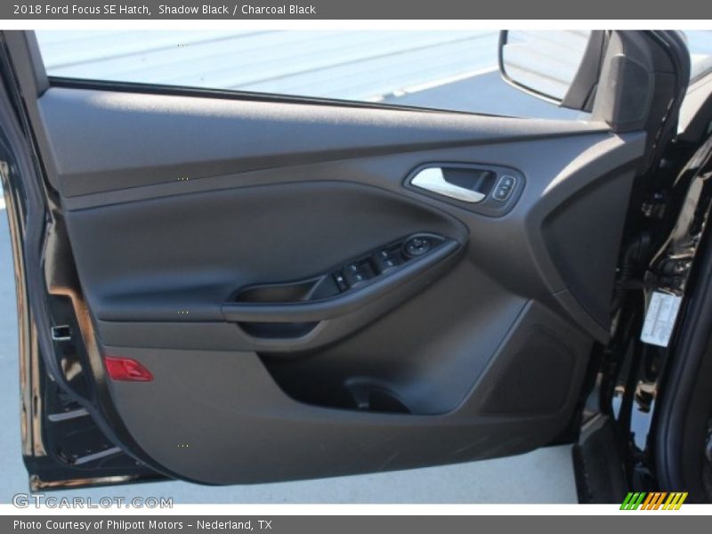 Shadow Black / Charcoal Black 2018 Ford Focus SE Hatch