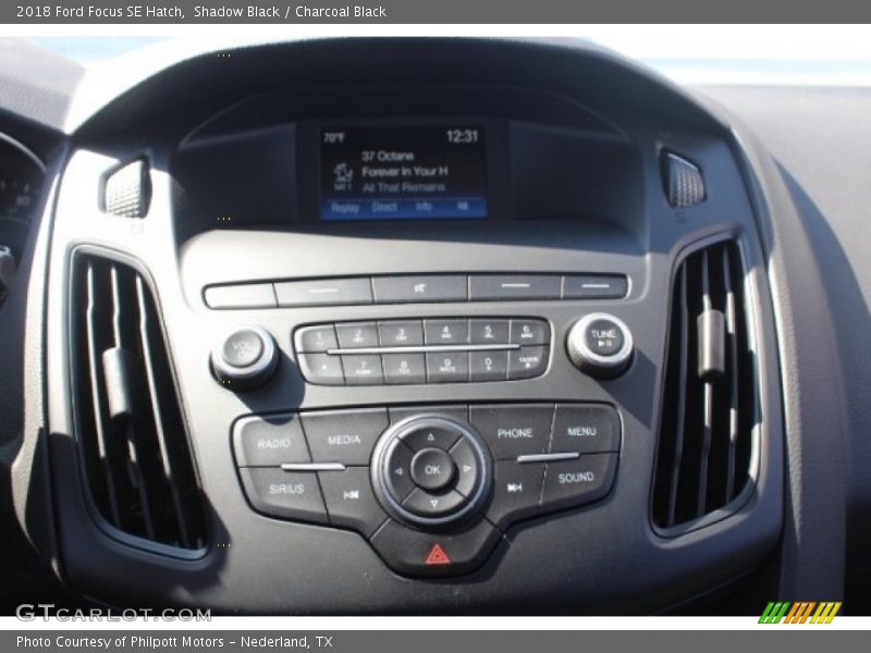 Shadow Black / Charcoal Black 2018 Ford Focus SE Hatch