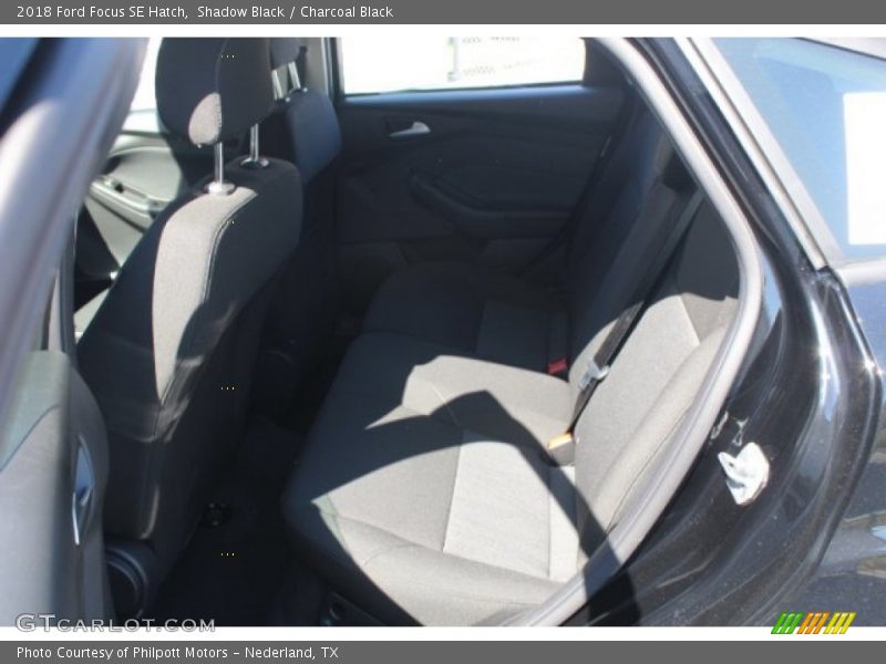 Shadow Black / Charcoal Black 2018 Ford Focus SE Hatch