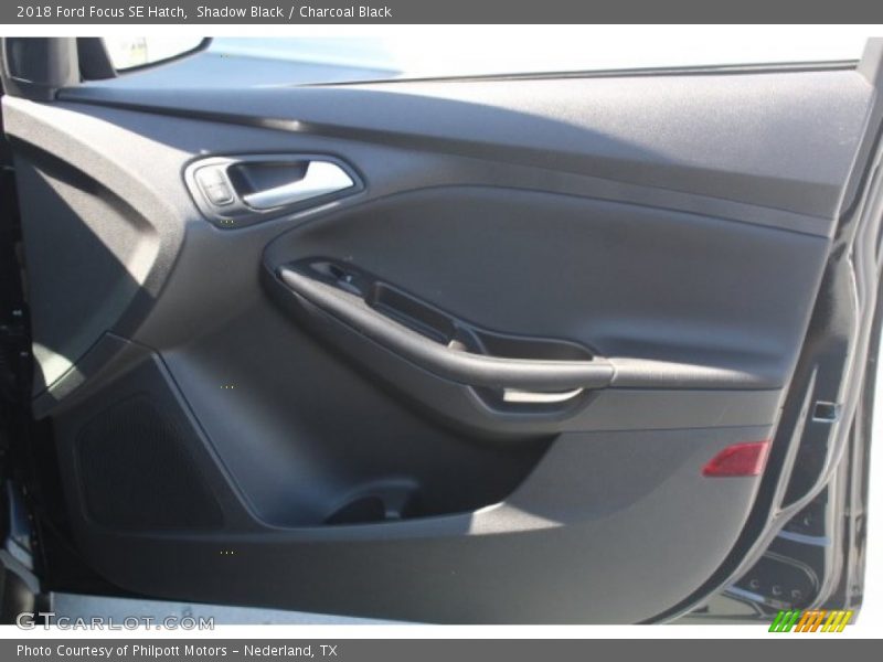Shadow Black / Charcoal Black 2018 Ford Focus SE Hatch