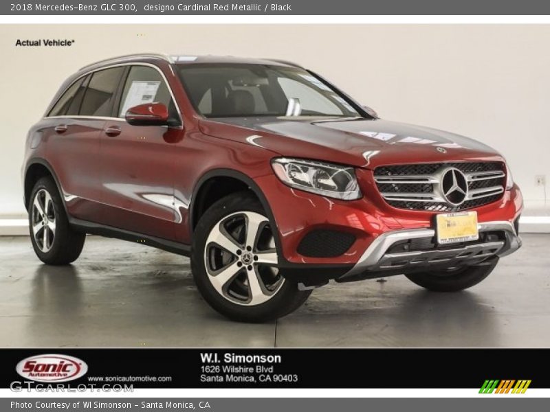 designo Cardinal Red Metallic / Black 2018 Mercedes-Benz GLC 300