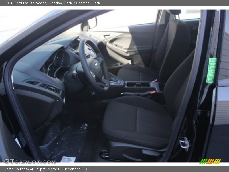 Shadow Black / Charcoal Black 2018 Ford Focus S Sedan